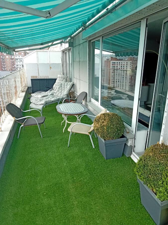 Liege Centre Mediacite Appartement Possible Parking Terrasse Immense 8Eme Pour 2 Personnes Exterior foto
