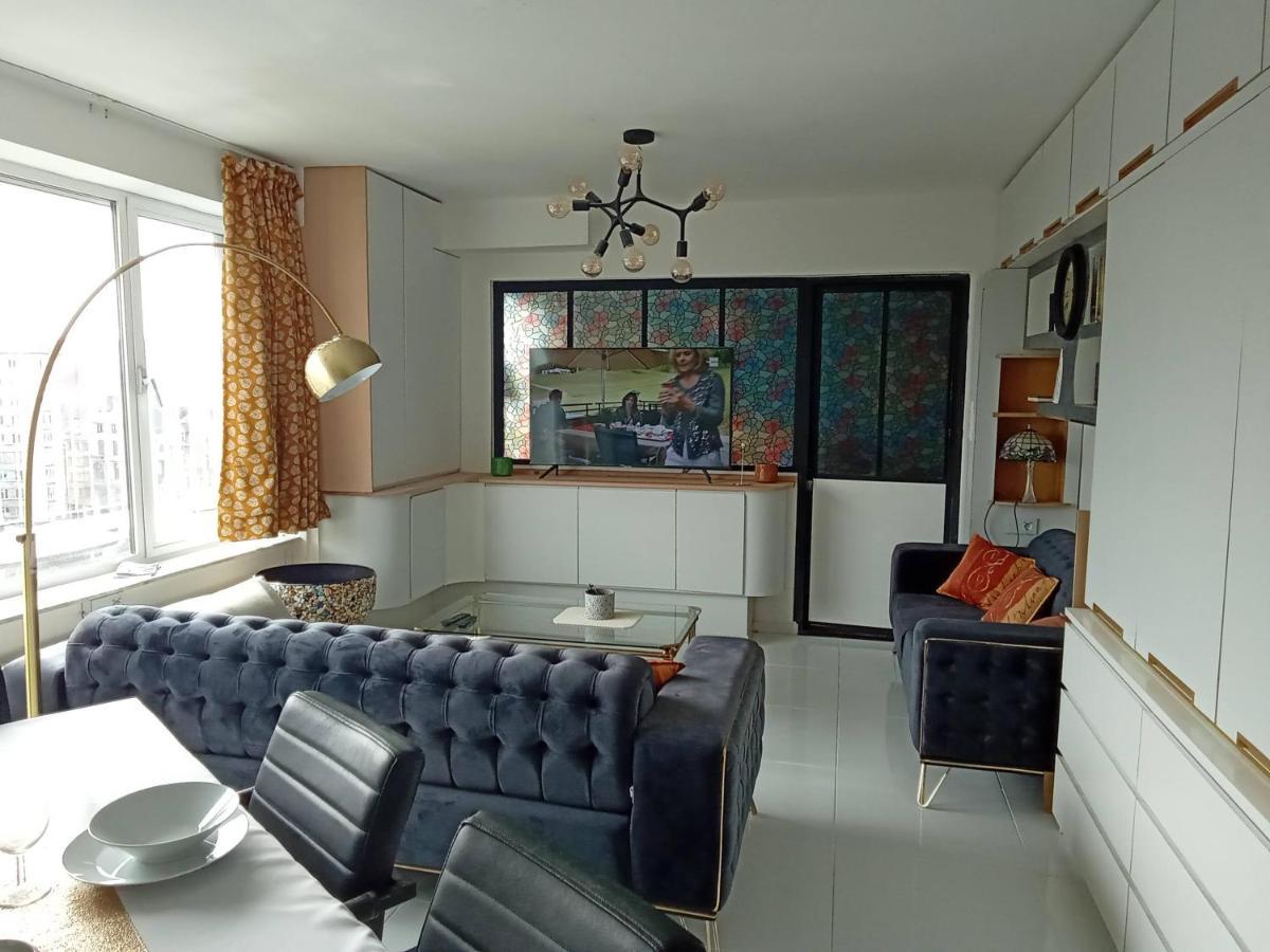 Liege Centre Mediacite Appartement Possible Parking Terrasse Immense 8Eme Pour 2 Personnes Exterior foto